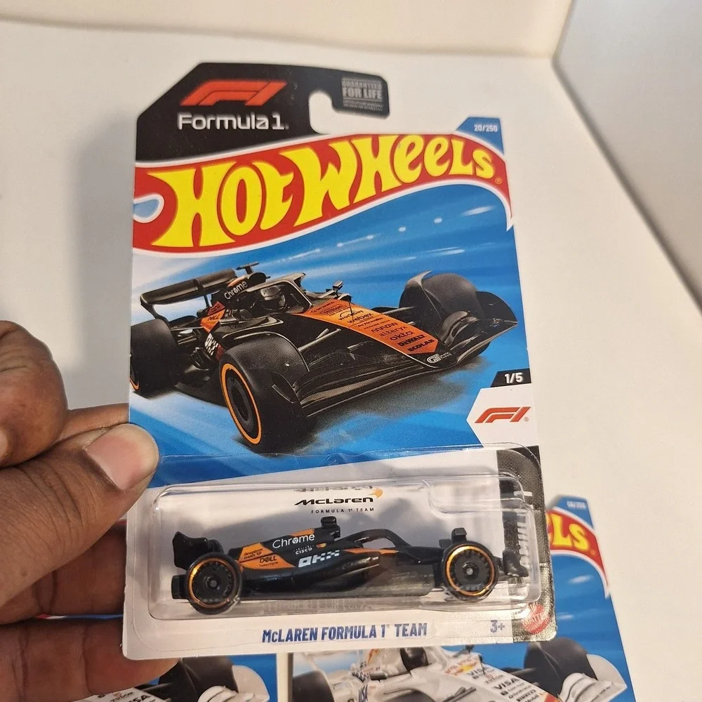 Hot Wheels Formula 1 McLaren & Visa‎ Cash App Racing Bull 3 Cars